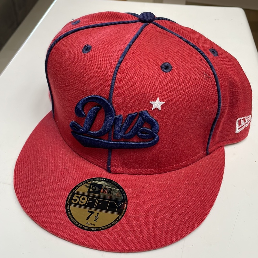 New Era 59FIFTY "DVS" Red-Burgundy with Blue Piping Fitted Wool Skate Cap 7½